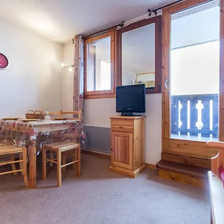 Fonctionnel Au Centre Avec Balcon A - Fr-1-181-2543 *